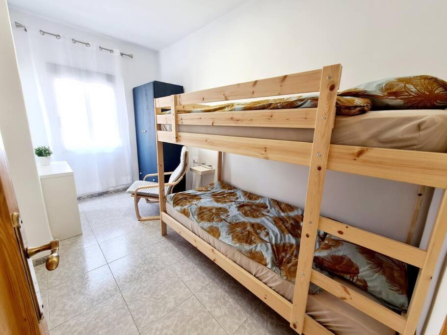 Comodo Apartamento En El Centro De Cullera, Playa 700 Metros Kültér fotó
